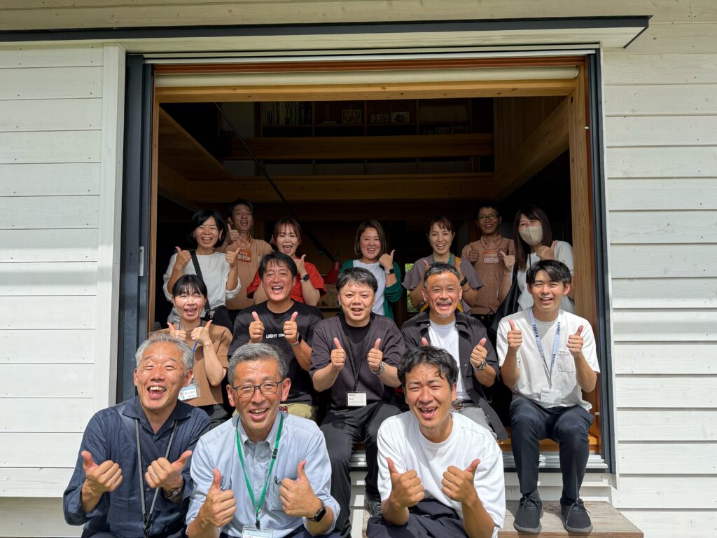 シンケン視察集合写真